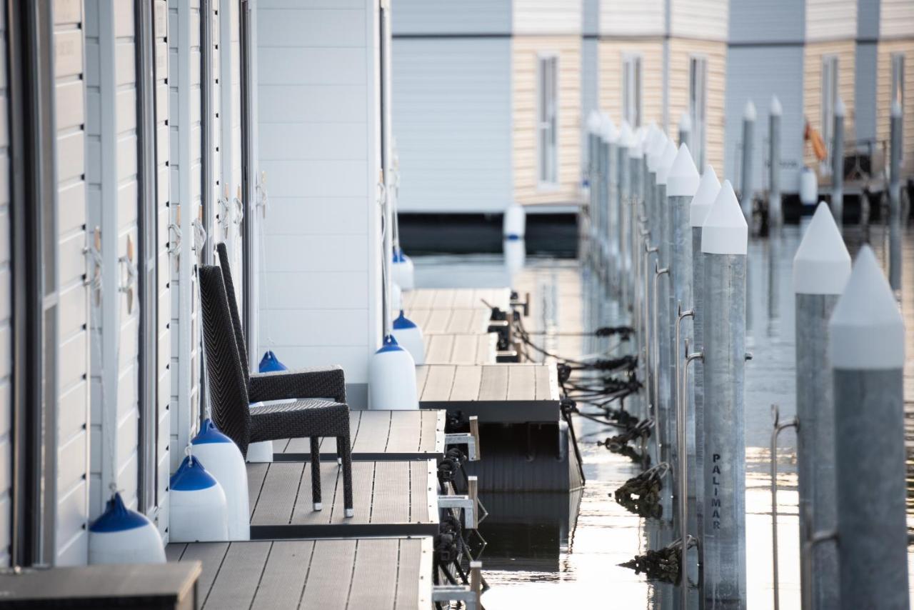 The Sea Lodges Portoroz - Bootshaus Floating Sea House Exterior foto